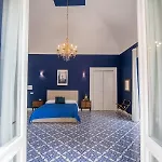 Crudo Nocleg ze śniadaniem 4*